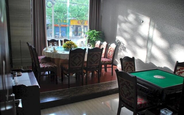 Sunflower Hotel