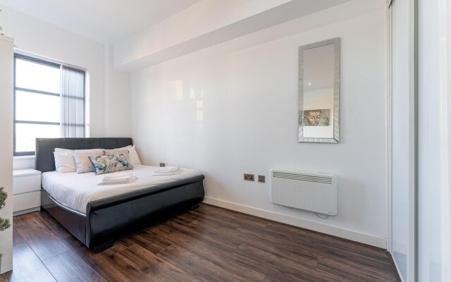 Lavish Loft Conversion - Amazing Location