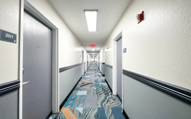 Blaine Town Inn & Suites