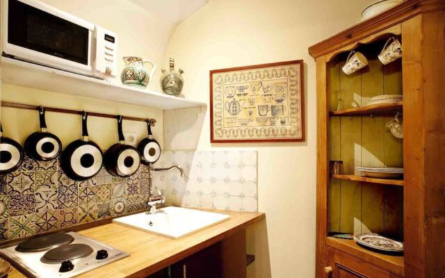 Les Suites Sarladaises