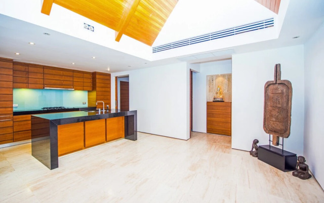 Charming Beachfront Villa on Bangtao