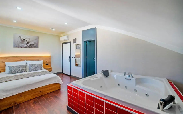 City Moonlight Apart Hotel