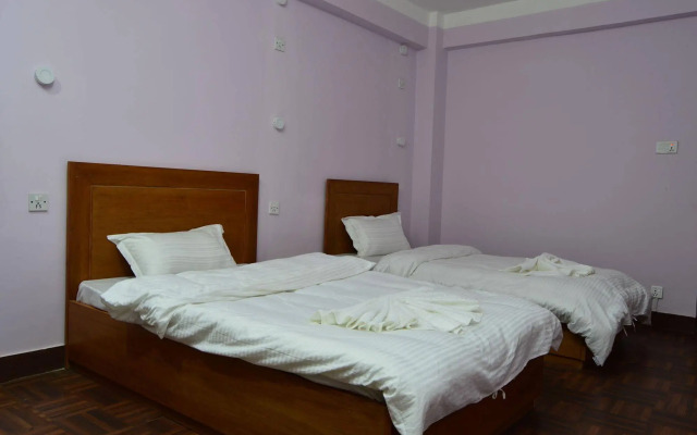 Famous House Kathmandu - Hostel