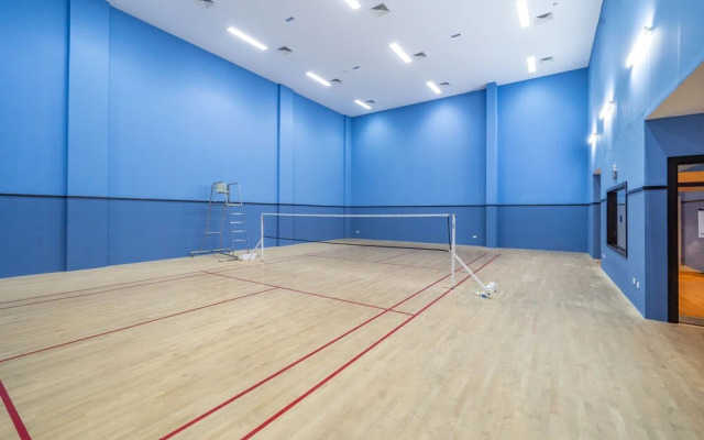 Monty - Stylish Apartment with Partial Burj Khalifa View