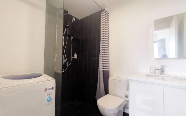 The Hub Service Apartment