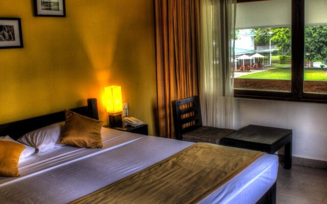 The Lakeside Hotel at Nuwarawewa