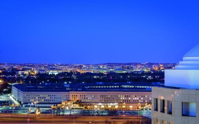 The Ritz-Carlton, Pentagon City