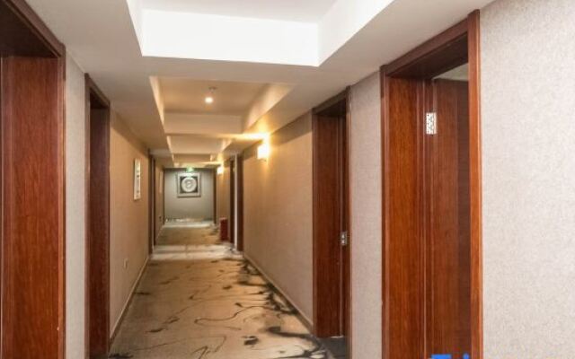 Ripple Hotel (Harbin Xidazhi Street Xuefu Road)