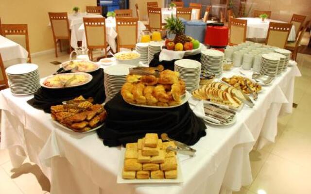 Howard Johnson by Wyndham Villa Maria Casino