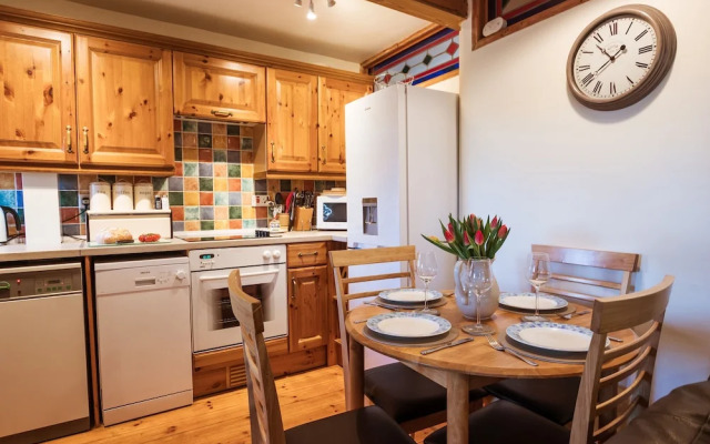 Stabal Cottage
