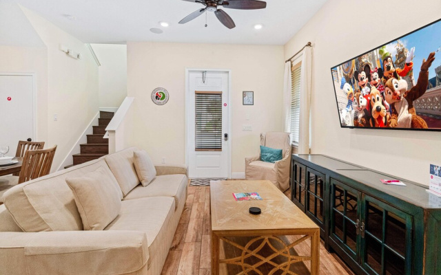 3000 Latitude Lane