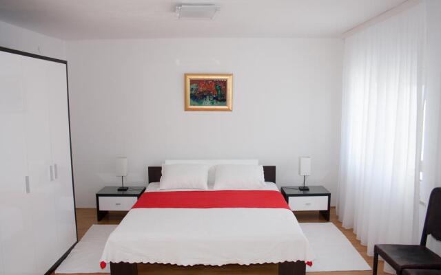 Holiday Home Pineta