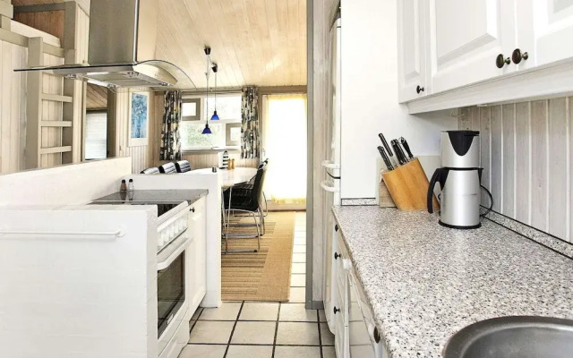 10 Person Holiday Home in Albaek