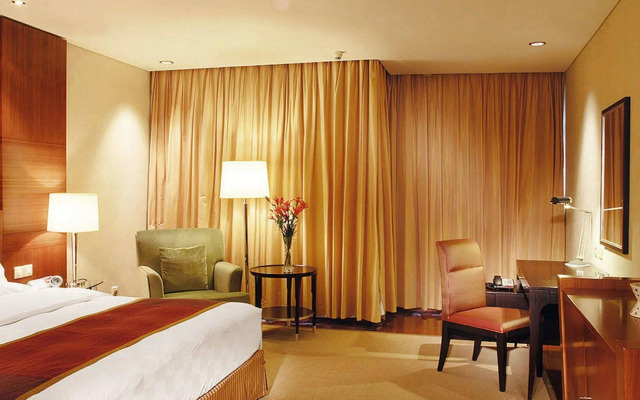 World Trade Hotel