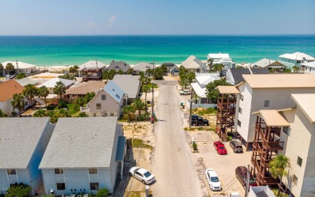 Sand Castle Villas by Panhandle Getaways