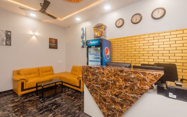 OYO 17371 Platinum Inn