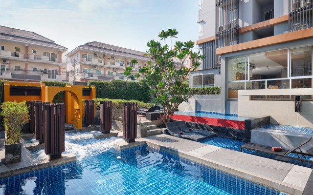The Grass Serviced Suites by At Mind