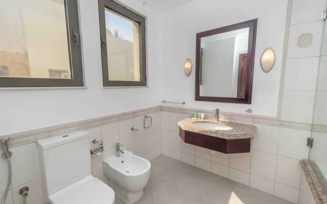 LUX The Luxury Sunny Shores Palm Villa