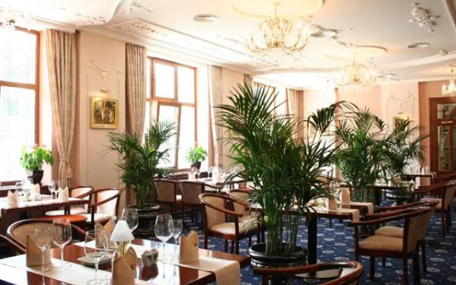 Palace Resort And Spa