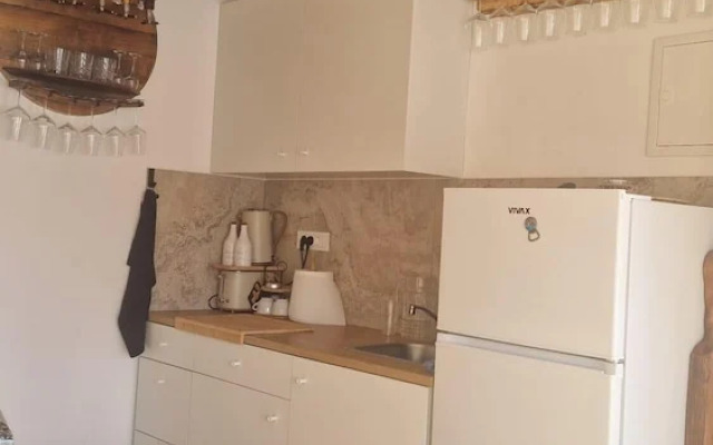 Shadesofblue M & M Sleeps 4 With Pool