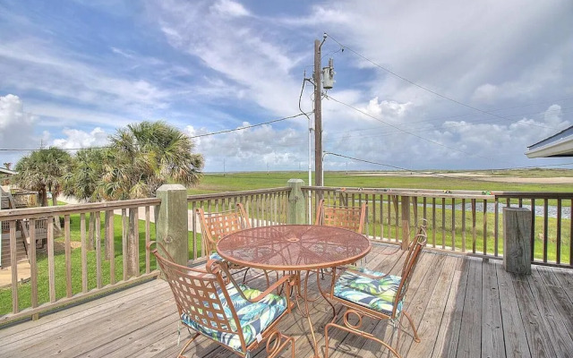 Spacious & Pet Friendly + Game Room Sleeps 10