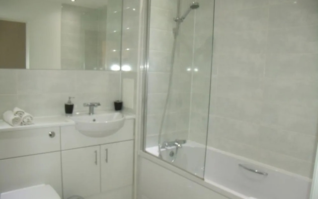 Woking - New Central