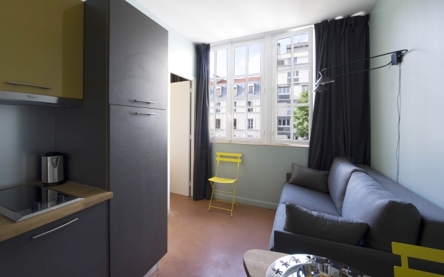 Helzear Montparnasse Suites