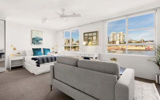 Harbourside 15 in Mcmahons Point