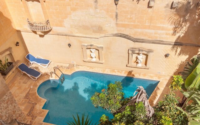 Gozitan Farmhouse Pool &amp; Jacuzzi - PP 2