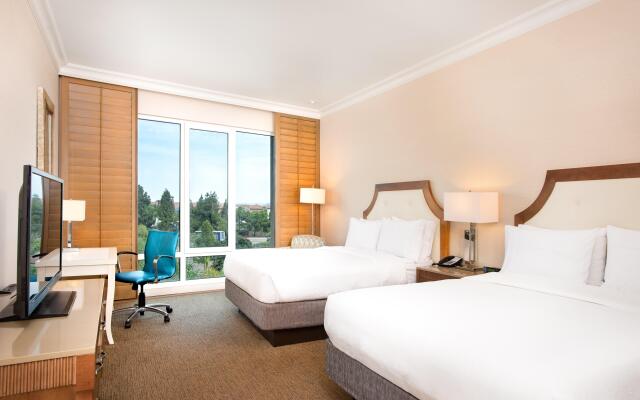 DoubleTree by Hilton San Diego Bayside