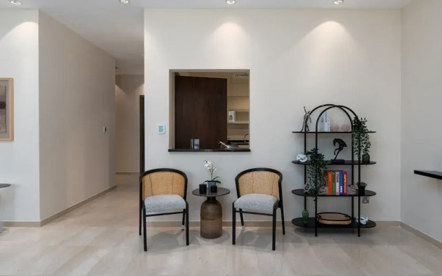 Stunning 3BR at the Palm w Beach Access