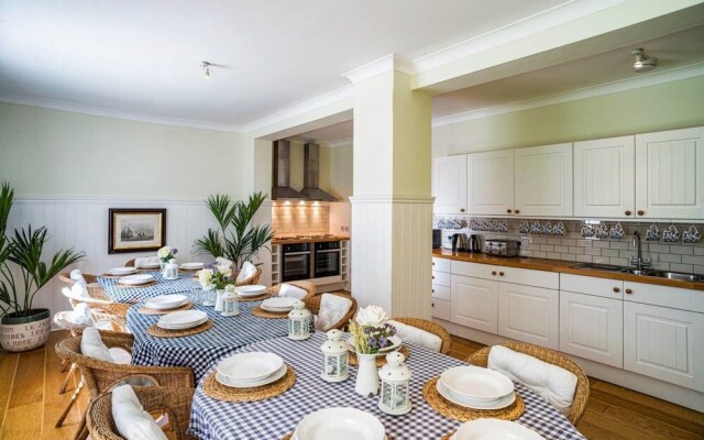 Rosetti House / 6-bed Home on Osea Island, Essex