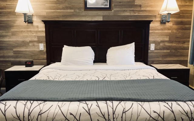 Salida Inn & Monarch Suites