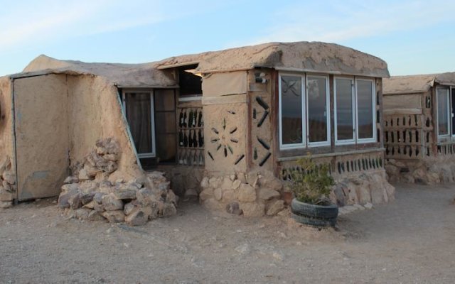 Desert Shade Eco Lodge