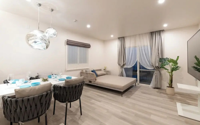Crystal Villa Ikema