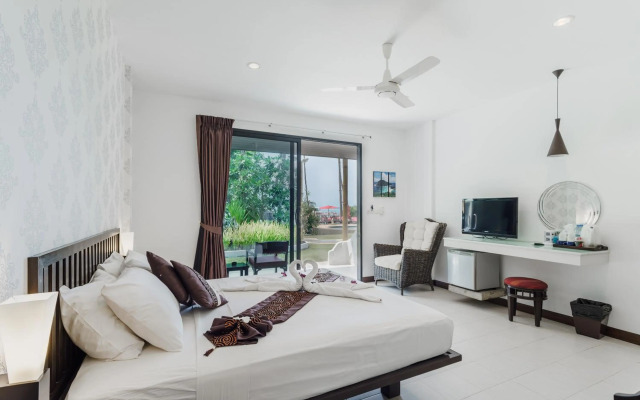 Samui Pier Beach Front Resort