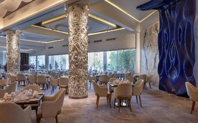 Crowne Plaza Alexandria Mirage by IHG