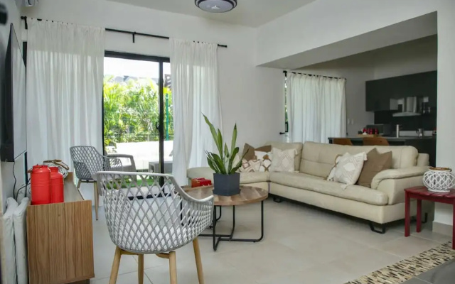 NOK Stylish 3BR Villa By Vistacana