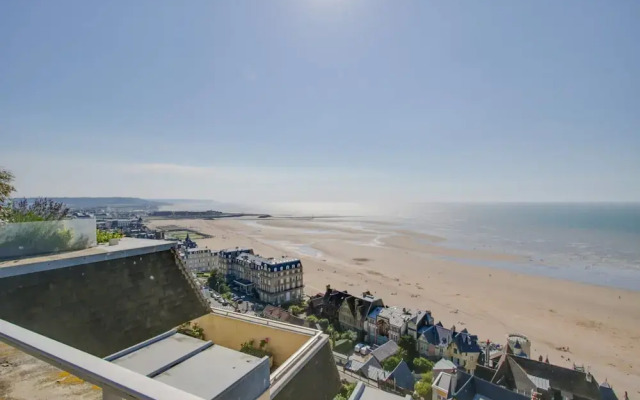 Duplex Apartment With sea View and Roof Terrace