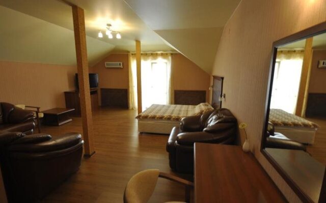 Mini Hotel on Kollektivnaya 43