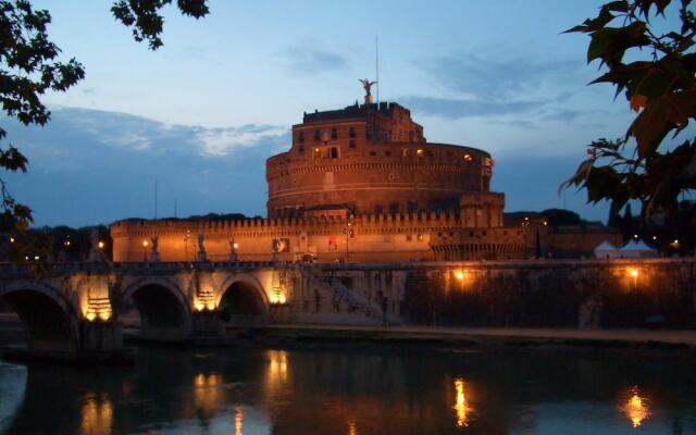 Rome an Aristocratic Apartment in Historic Palace Near the Piazza Navona