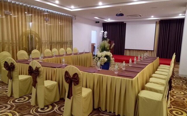 Royal Ocean Hotel Đa Nang