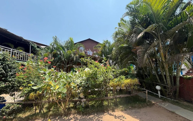 The Leisure Cave Arambol Goa