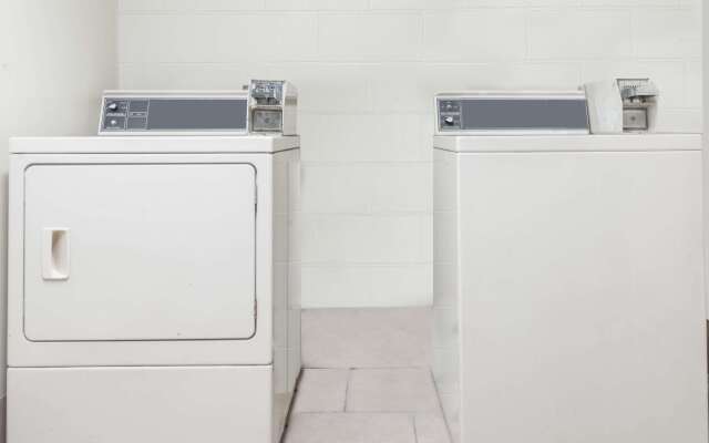 Days Inn by Wyndham Fort Payne