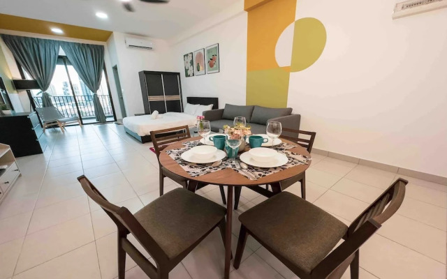 Netizen Cheras Residence by Emily in Town