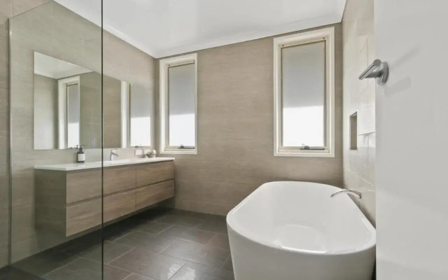 Eastern Views Beach House