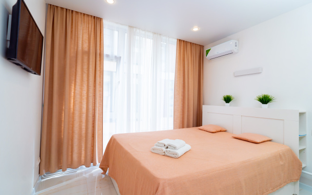 LetoApart Green Palace