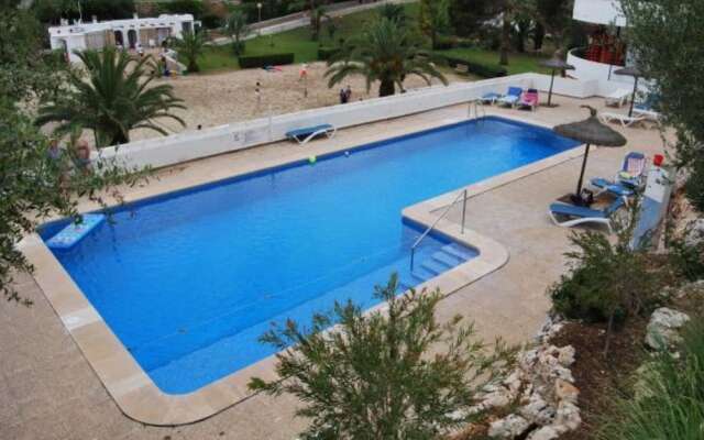 Apartment - 2 Bedrooms with Pool and Sea views - 104919