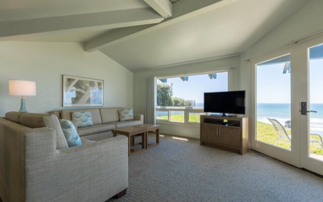 Wave Crest Resort