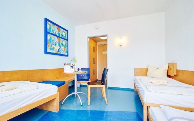 DJH Jugendgästehaus JBB Bielefeld - Hostel